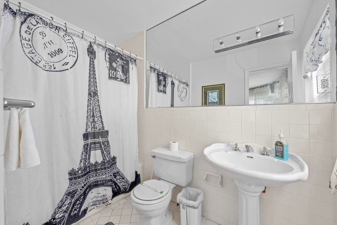En Venta: $4,300,000 (6 camas, 5 baños, 3718 Pies cuadrados)