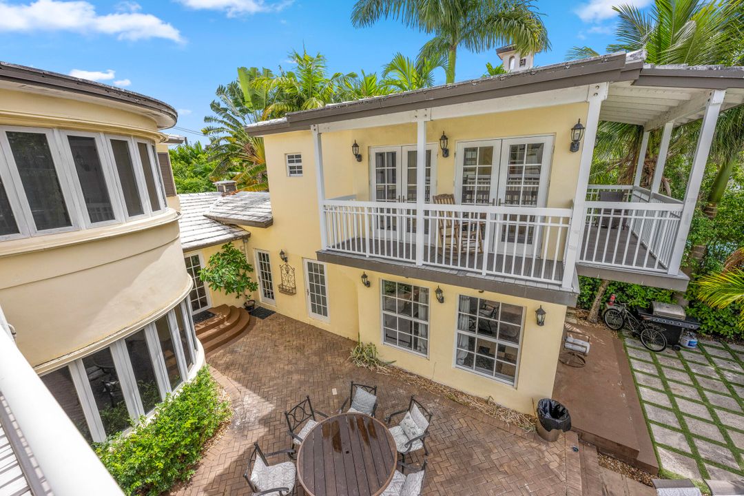 En Venta: $4,300,000 (6 camas, 5 baños, 3718 Pies cuadrados)