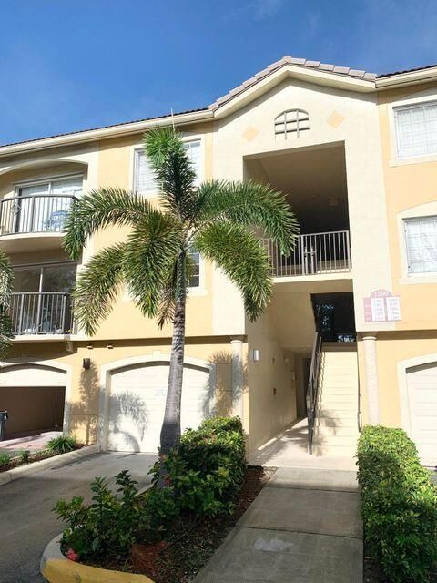 Activo con contrato: $2,600 (4 camas, 2 baños, 1401 Pies cuadrados)