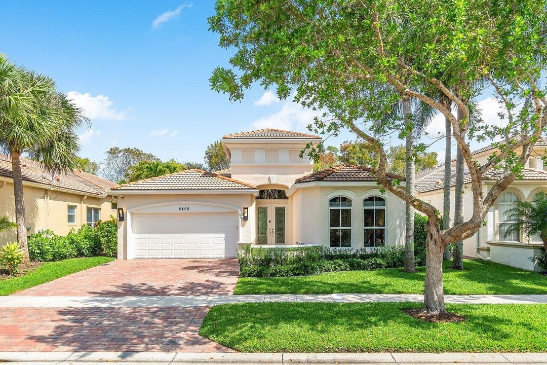 En Venta: $759,990 (3 camas, 2 baños, 2229 Pies cuadrados)