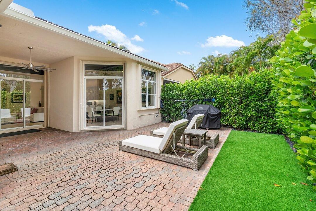 En Venta: $759,990 (3 camas, 2 baños, 2229 Pies cuadrados)