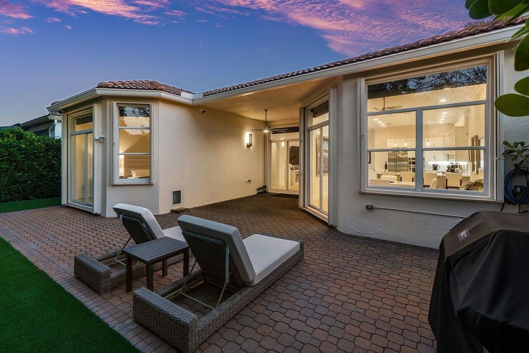 En Venta: $759,990 (3 camas, 2 baños, 2229 Pies cuadrados)