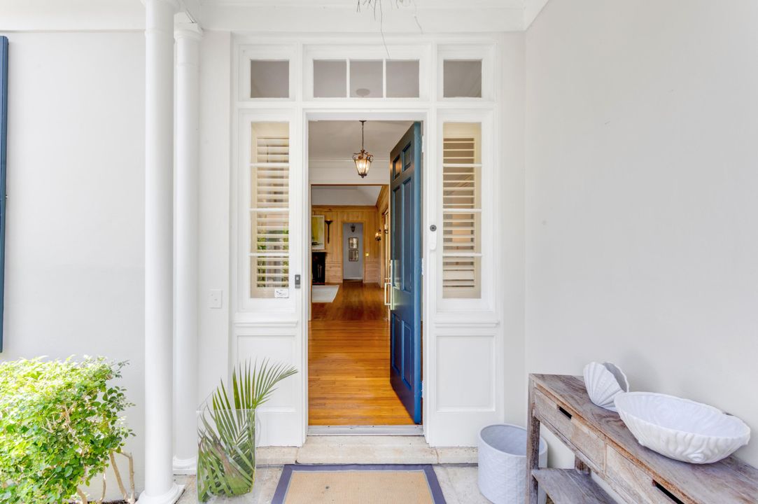 For Sale: $18,900,000 (5 beds, 5 baths, 4237 Square Feet)