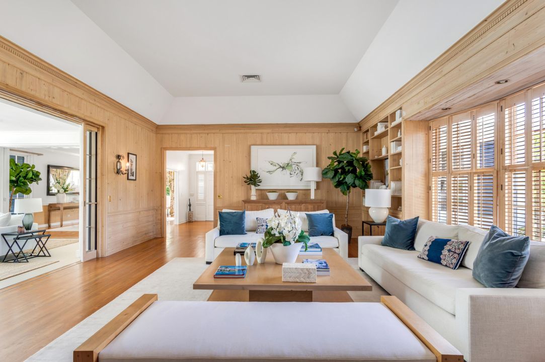 For Sale: $18,900,000 (5 beds, 5 baths, 4237 Square Feet)