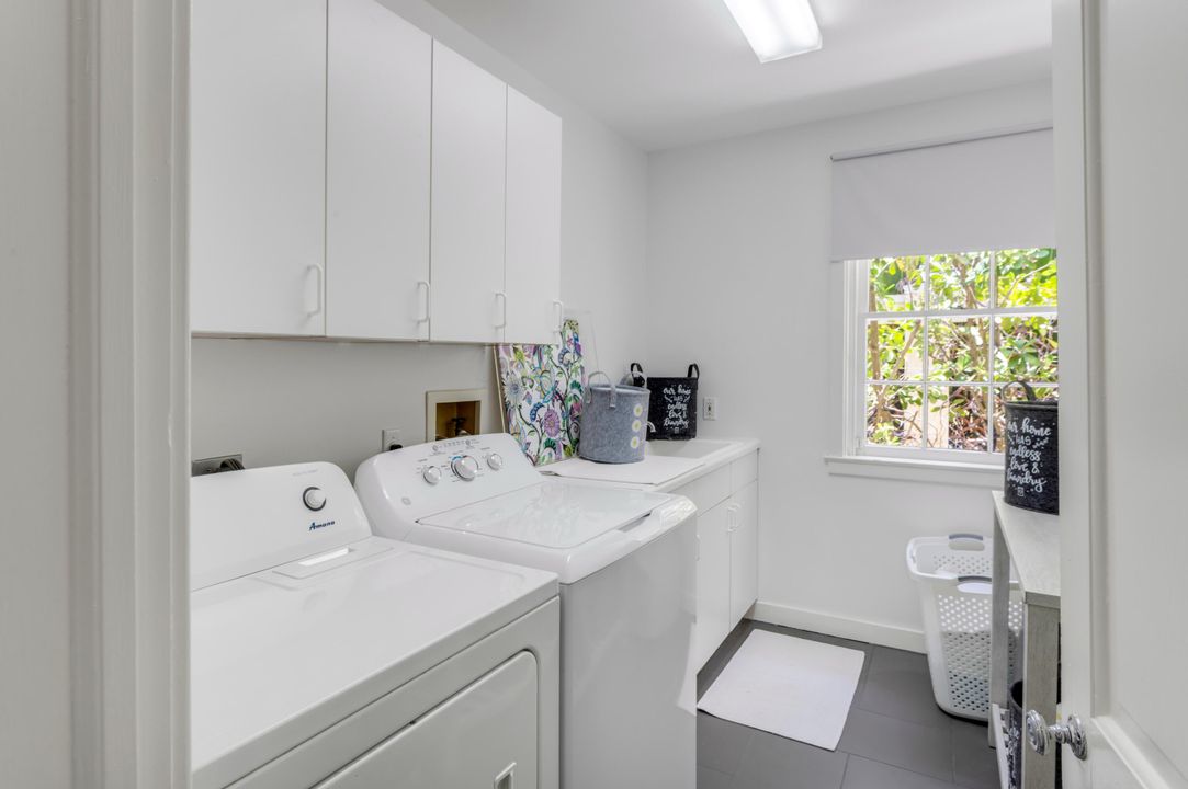 For Sale: $18,900,000 (5 beds, 5 baths, 4237 Square Feet)