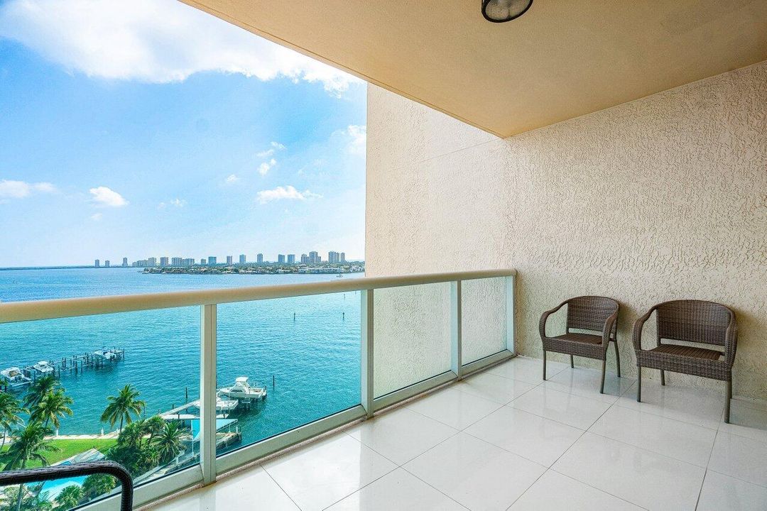 For Sale: $595,000 (3 beds, 3 baths, 1778 Square Feet)