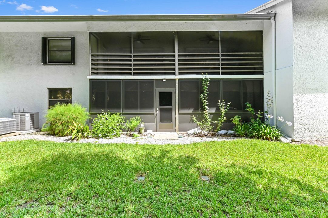 Active With Contract: $260,000 (4 beds, 3 baths, 1508 Square Feet)