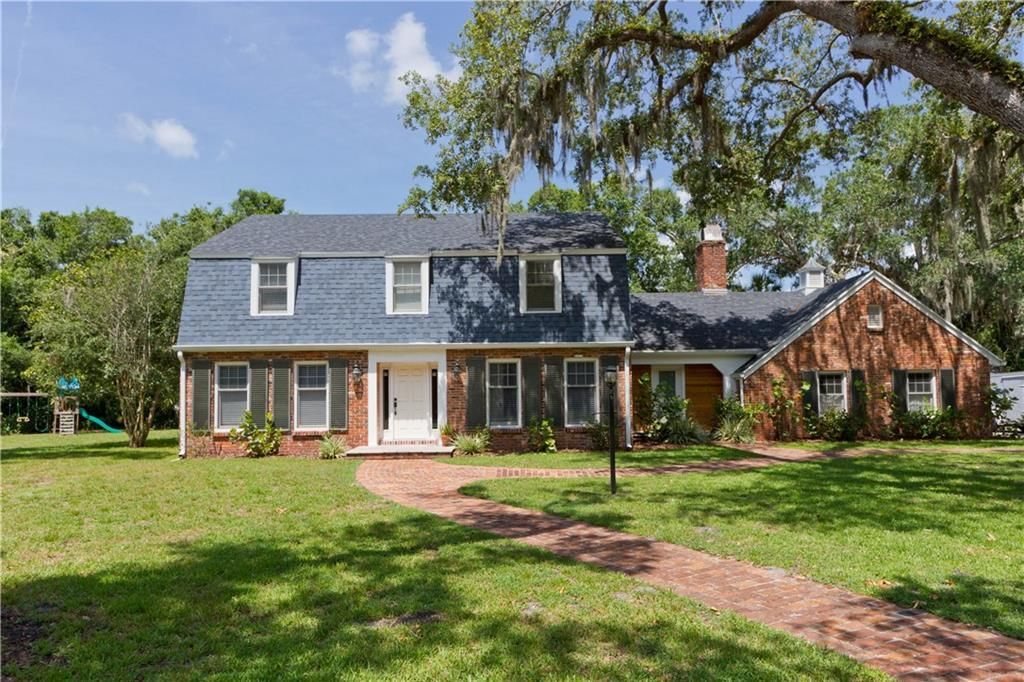 Недавно продано: $899,000 (4 спален, 3 ванн, 3407 Квадратных фут)