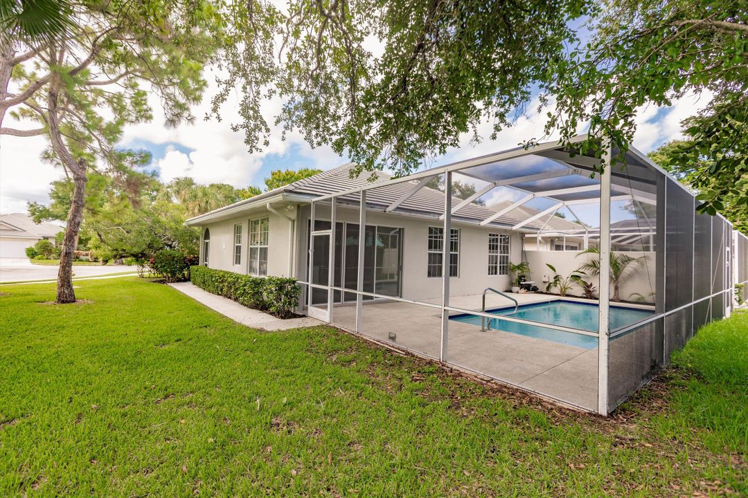 En Venta: $695,000 (3 camas, 2 baños, 1552 Pies cuadrados)