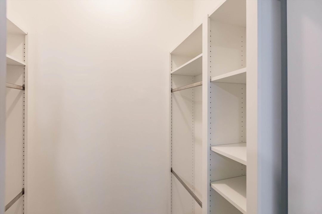 En Venta: $695,000 (3 camas, 2 baños, 1552 Pies cuadrados)