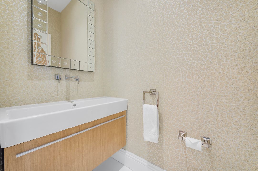 For Rent: $22,500 (2 beds, 2 baths, 1920 Square Feet)