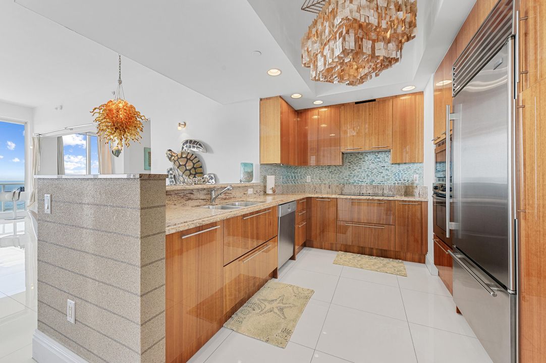 For Rent: $22,500 (2 beds, 2 baths, 1920 Square Feet)