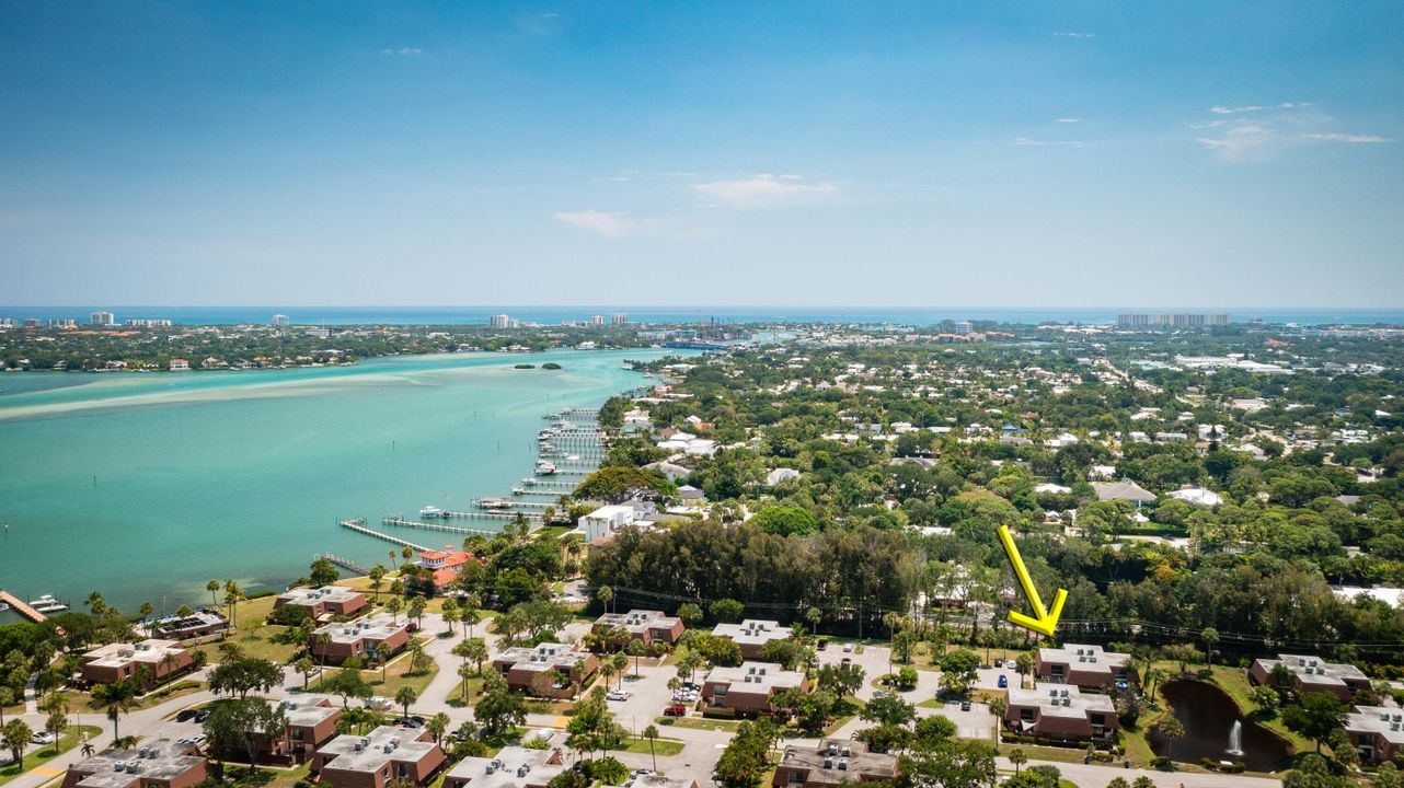 Под контрактом: $5,000 (2 спален, 2 ванн, 1470 Квадратных фут)