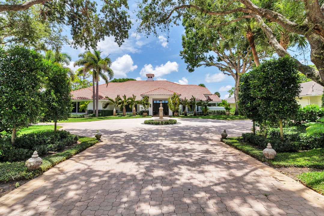 For Sale: $3,850,000 (4 beds, 4 baths, 4414 Square Feet)