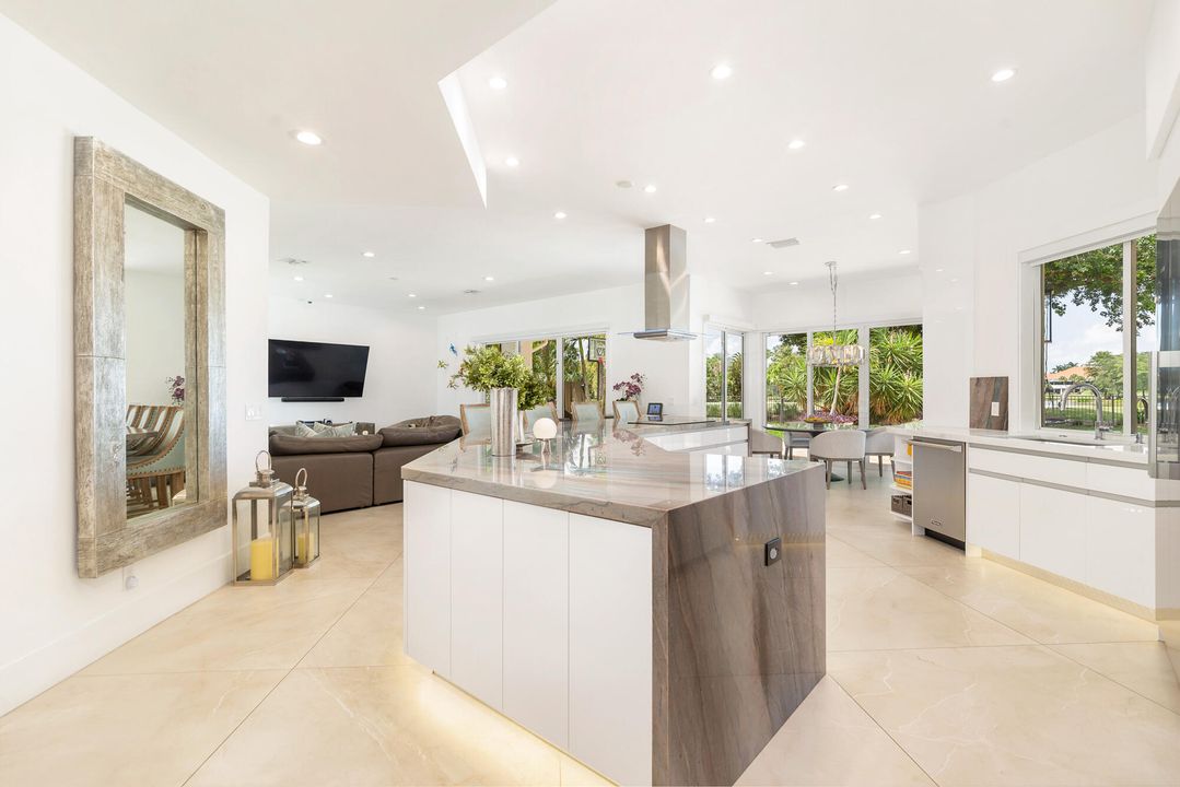 For Sale: $3,850,000 (4 beds, 4 baths, 4414 Square Feet)