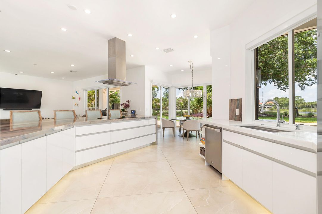 For Sale: $3,850,000 (4 beds, 4 baths, 4414 Square Feet)