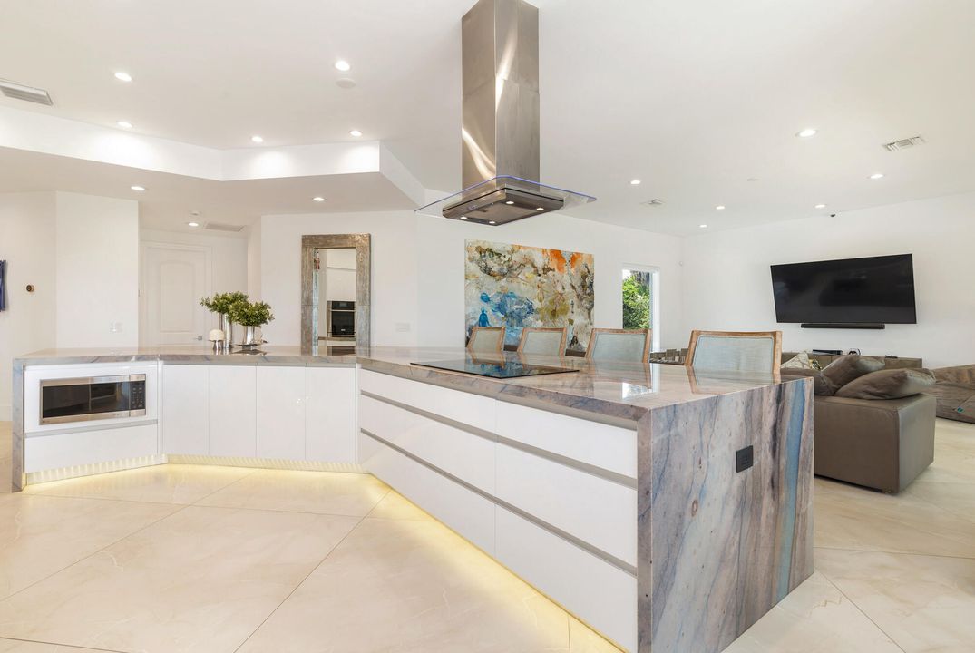 For Sale: $3,850,000 (4 beds, 4 baths, 4414 Square Feet)