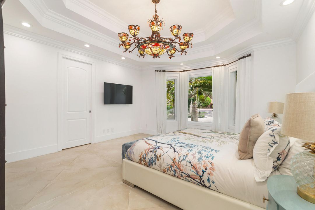 For Sale: $3,850,000 (4 beds, 4 baths, 4414 Square Feet)