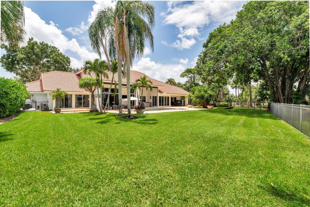 For Sale: $3,850,000 (4 beds, 4 baths, 4414 Square Feet)