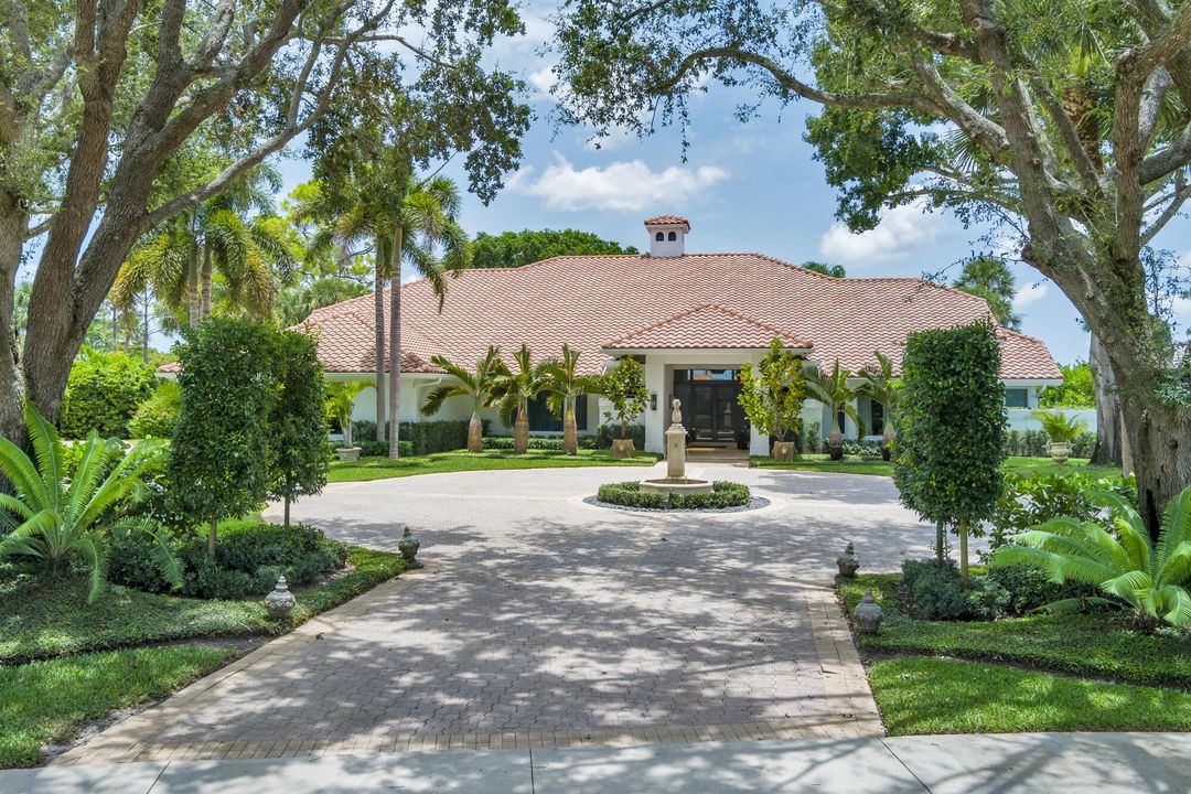 For Sale: $3,850,000 (4 beds, 4 baths, 4414 Square Feet)