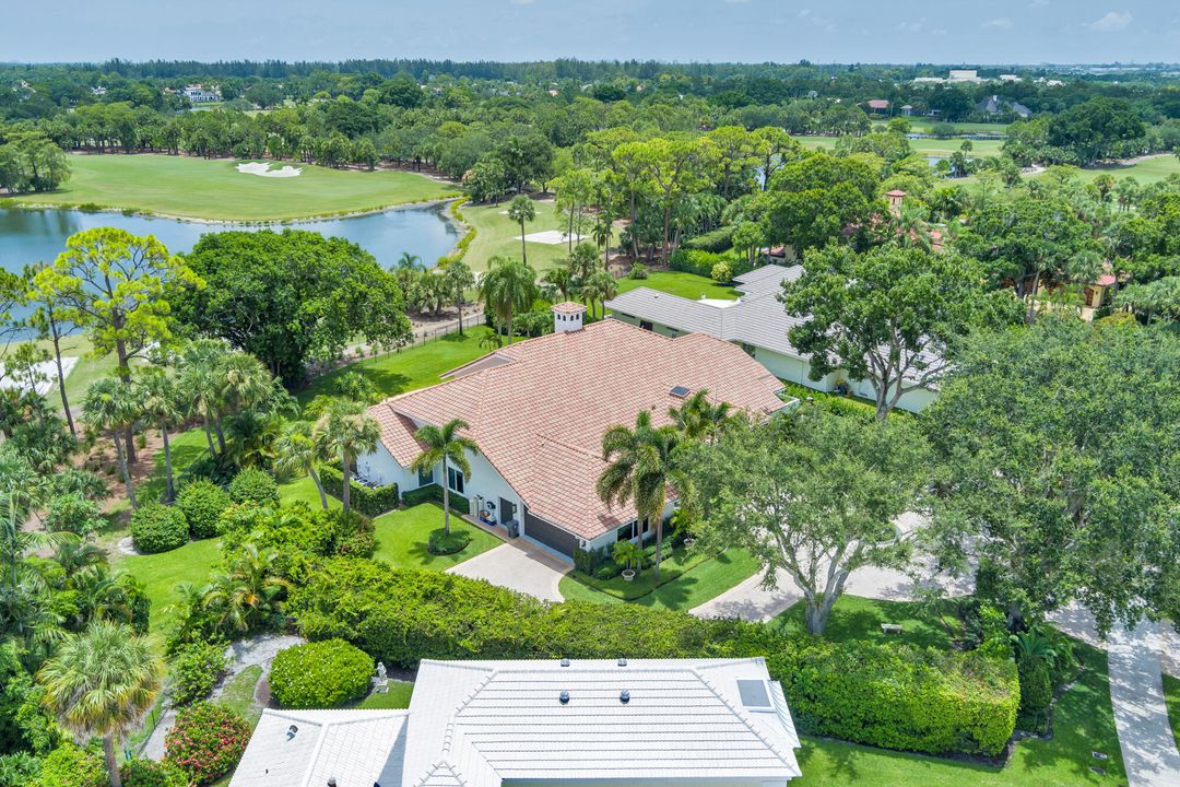 For Sale: $3,850,000 (4 beds, 4 baths, 4414 Square Feet)