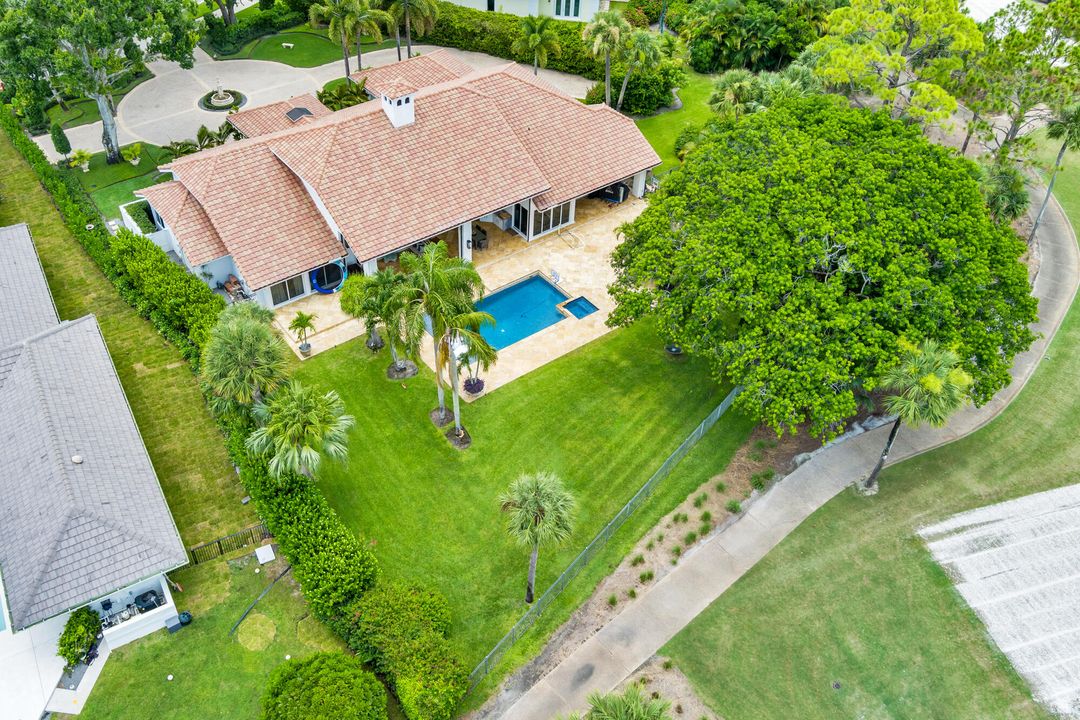 For Sale: $3,850,000 (4 beds, 4 baths, 4414 Square Feet)