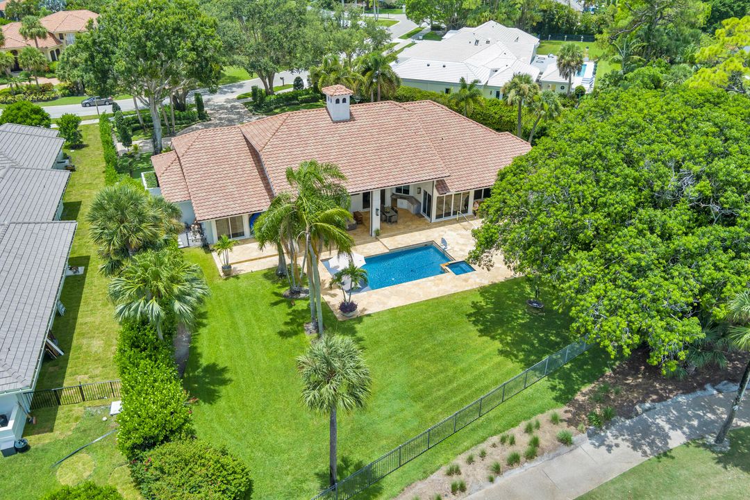 For Sale: $3,850,000 (4 beds, 4 baths, 4414 Square Feet)