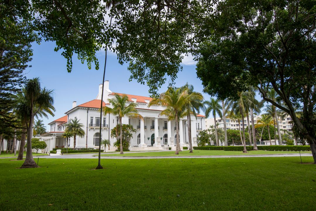 待售: $9,999,999 (2 贝兹, 2 浴室, 2332 平方英尺)