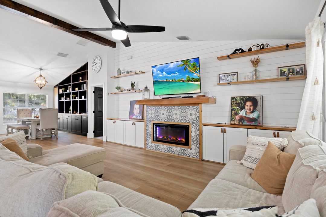 Active With Contract: $472,000 (3 beds, 2 baths, 2026 Square Feet)