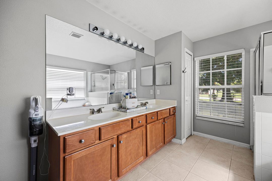 Active With Contract: $472,000 (3 beds, 2 baths, 2026 Square Feet)