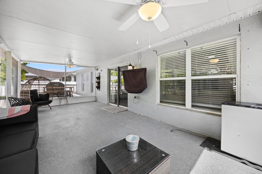 Active With Contract: $472,000 (3 beds, 2 baths, 2026 Square Feet)