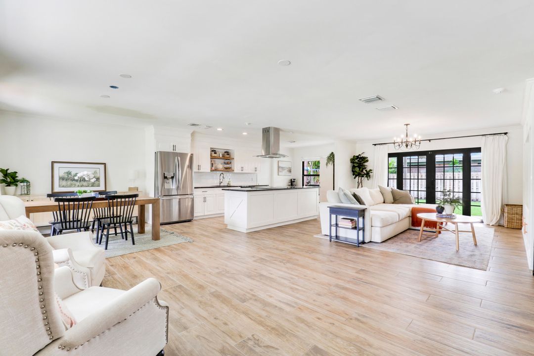 最近售出: $639,000 (3 贝兹, 2 浴室, 1380 平方英尺)