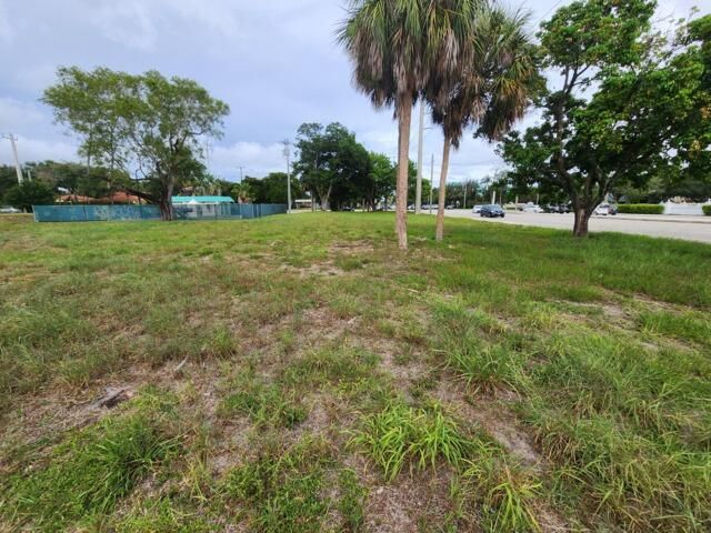 Под контрактом: $125,000 (0 спален, 0 ванн, 0 Квадратных фут)