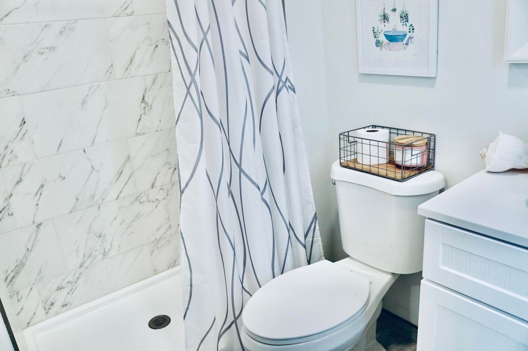 For Sale: $79,900 (2 beds, 2 baths, 732 Square Feet)