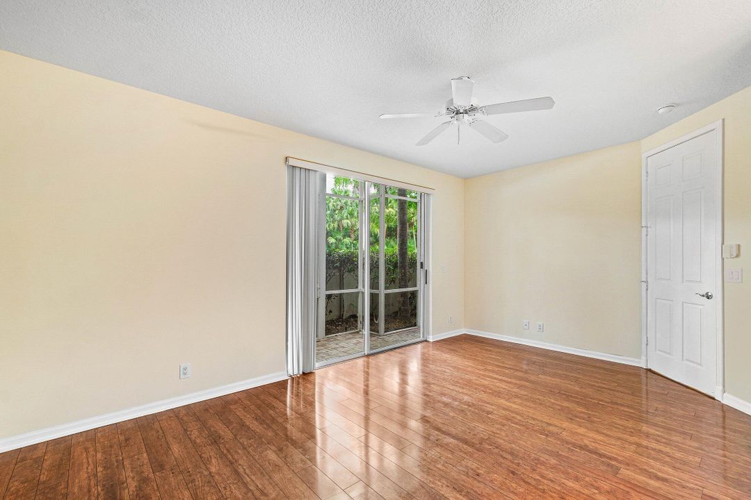 For Sale: $465,000 (3 beds, 2 baths, 1832 Square Feet)