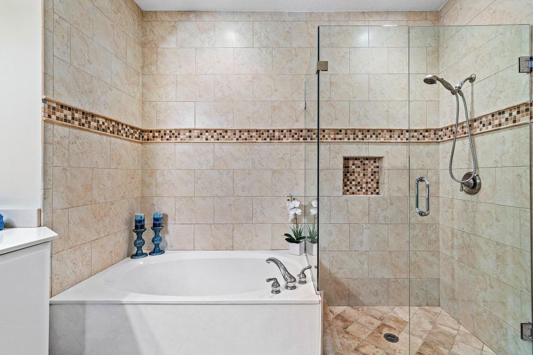 For Sale: $465,000 (3 beds, 2 baths, 1832 Square Feet)