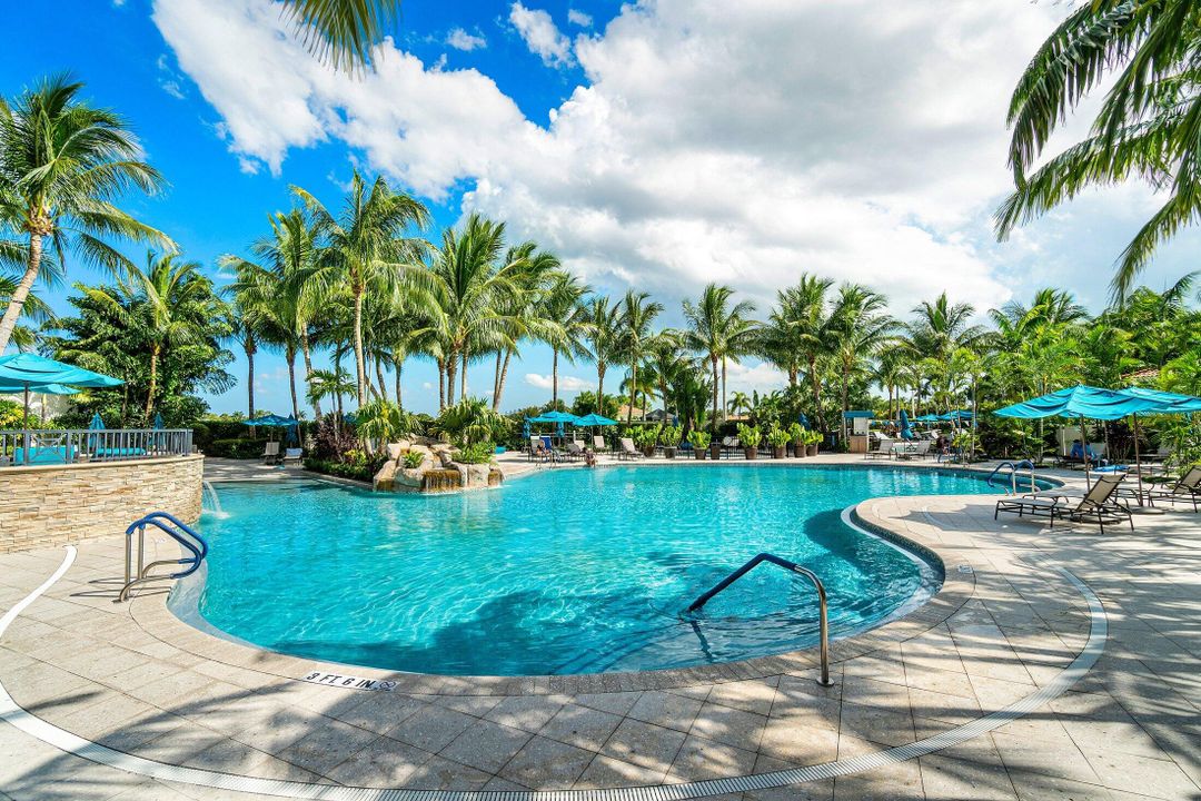 For Sale: $465,000 (3 beds, 2 baths, 1832 Square Feet)