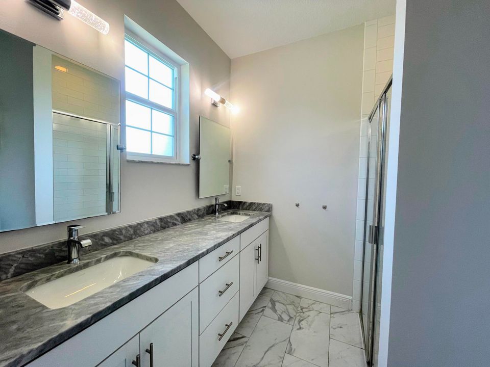 В аренду: $2,600 (3 спален, 3 ванн, 1772 Квадратных фут)