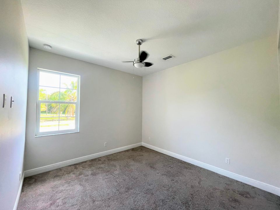 В аренду: $2,600 (3 спален, 3 ванн, 1772 Квадратных фут)