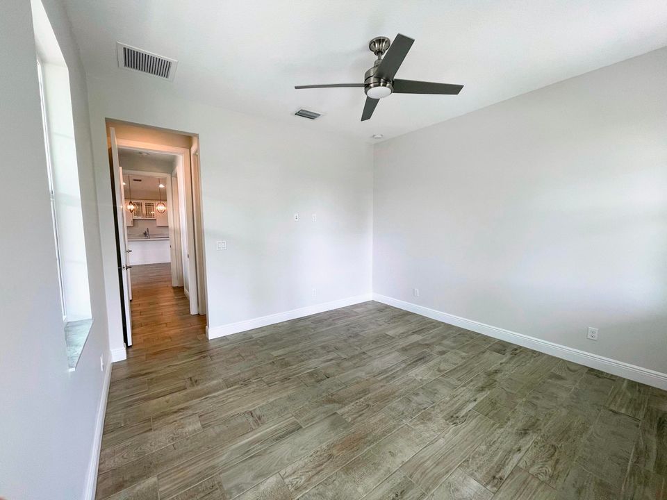 В аренду: $2,600 (3 спален, 3 ванн, 1772 Квадратных фут)