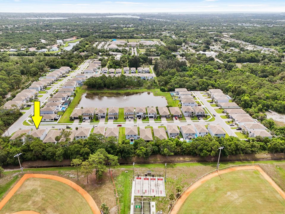 Activo con contrato: $839,000 (5 camas, 3 baños, 2720 Pies cuadrados)