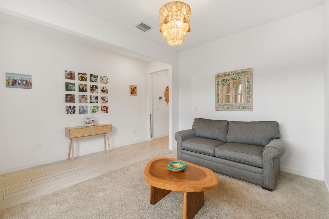 Activo con contrato: $839,000 (5 camas, 3 baños, 2720 Pies cuadrados)