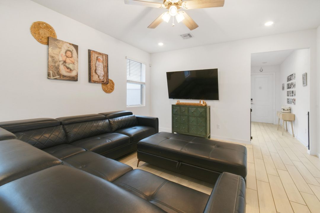 Activo con contrato: $839,000 (5 camas, 3 baños, 2720 Pies cuadrados)