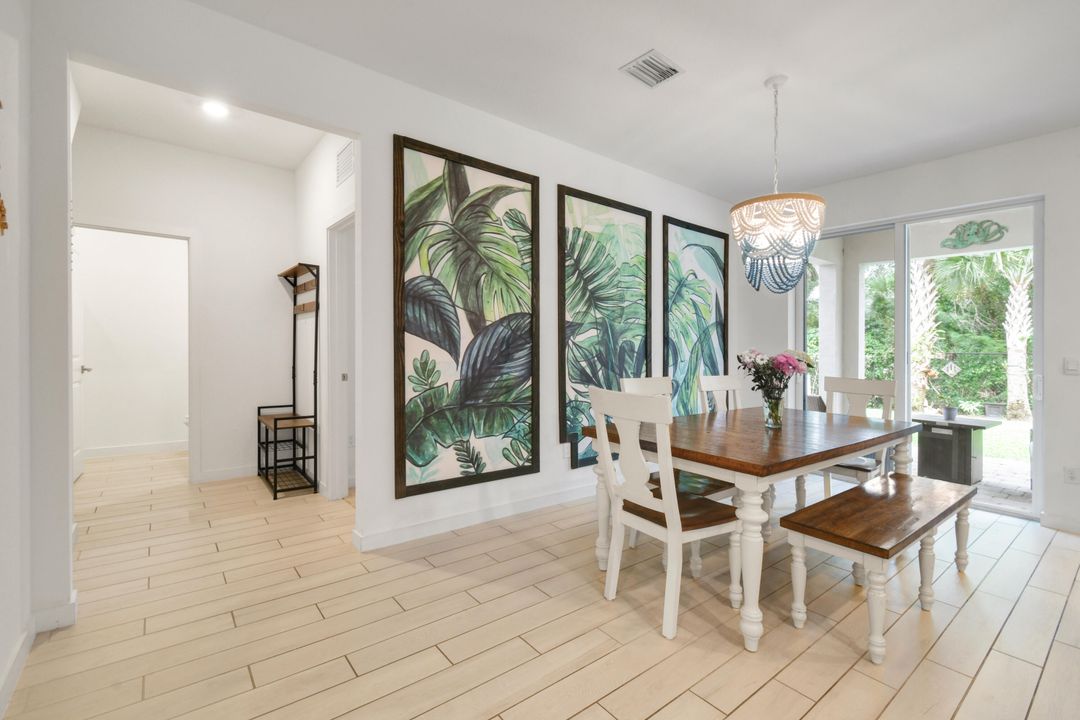 Activo con contrato: $839,000 (5 camas, 3 baños, 2720 Pies cuadrados)