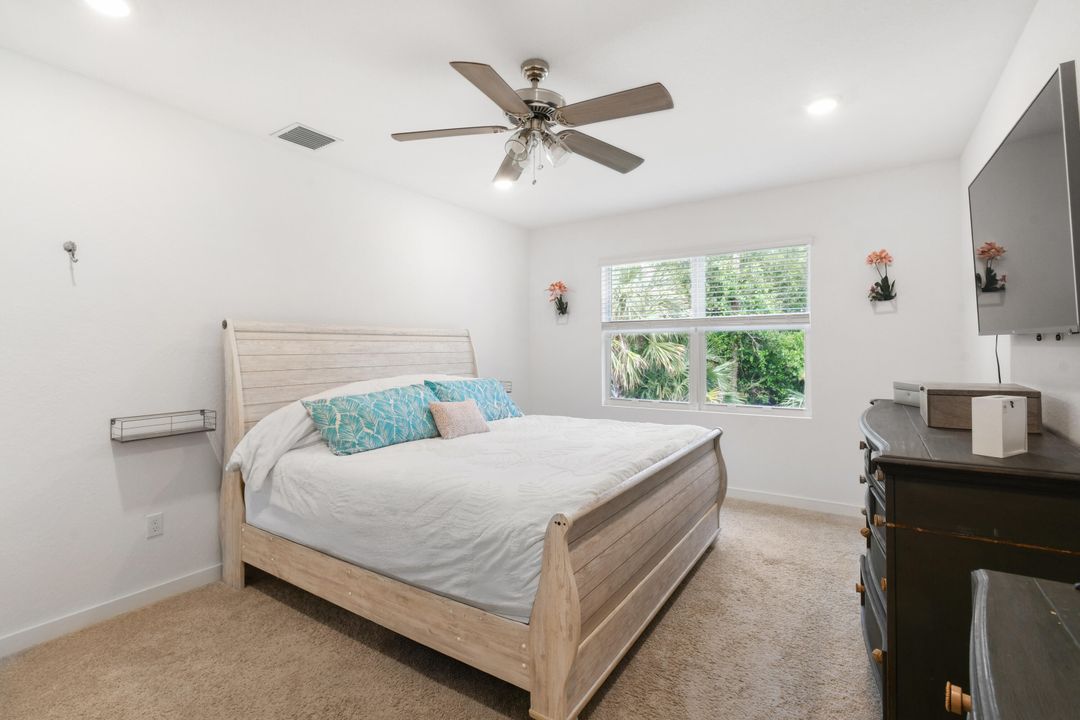 Activo con contrato: $839,000 (5 camas, 3 baños, 2720 Pies cuadrados)