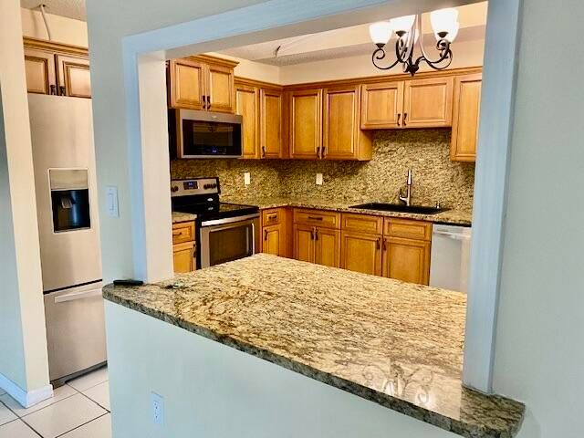 待售: $170,000 (2 贝兹, 2 浴室, 1280 平方英尺)