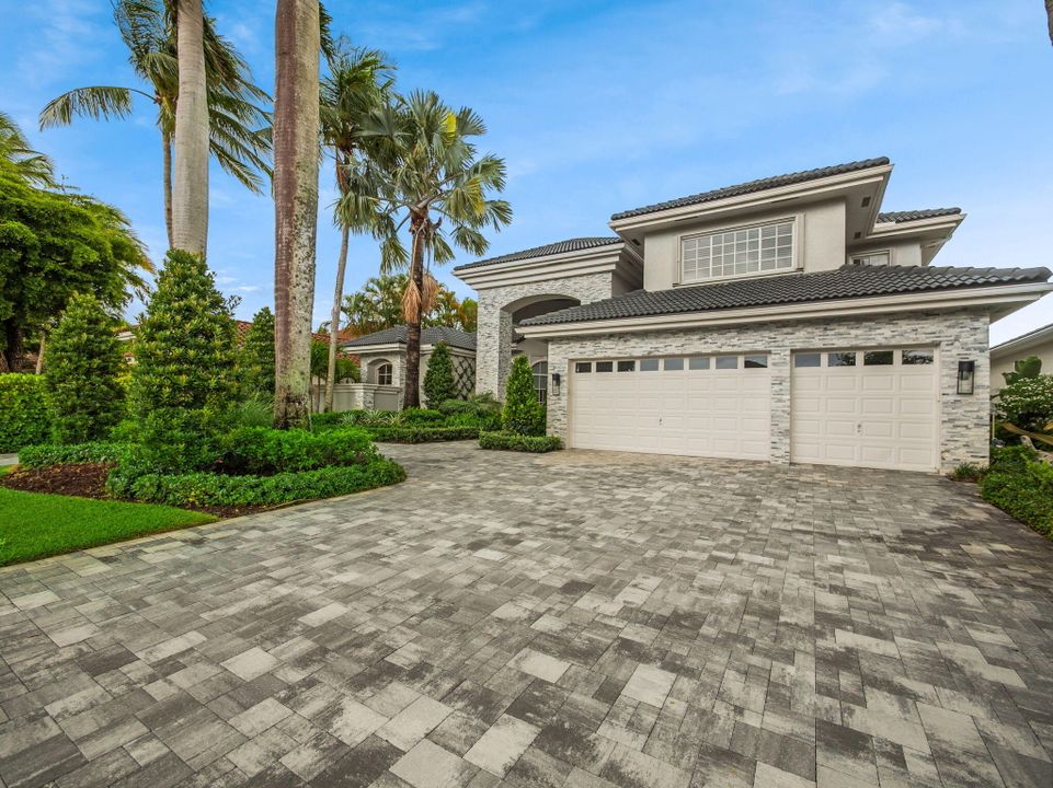 For Sale: $5,200,000 (4 beds, 5 baths, 4642 Square Feet)