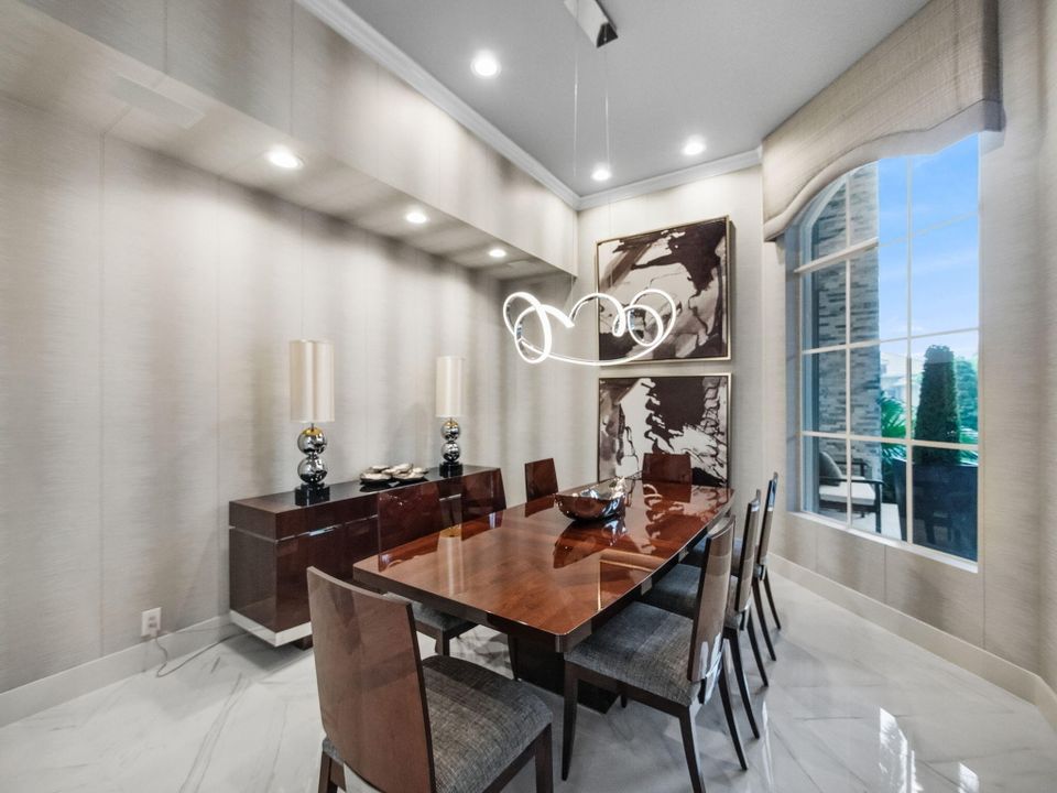 For Sale: $5,200,000 (4 beds, 5 baths, 4642 Square Feet)