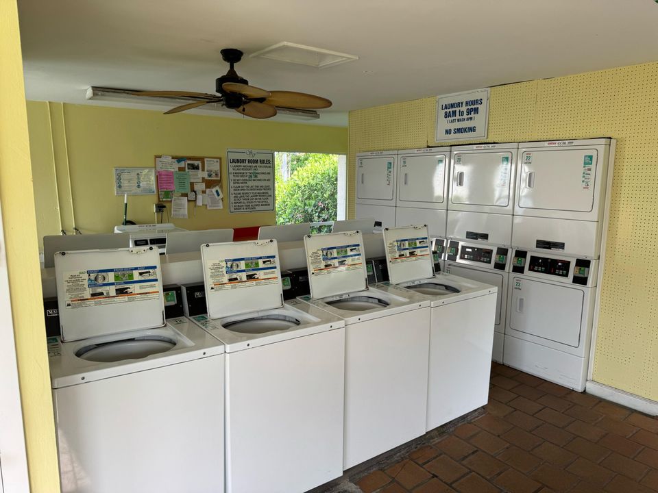 Active With Contract: $89,000 (1 beds, 1 baths, 570 Square Feet)