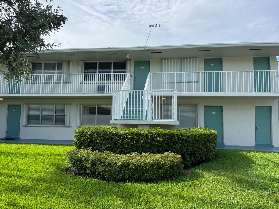 Active With Contract: $89,000 (1 beds, 1 baths, 570 Square Feet)